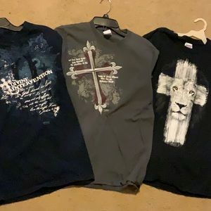 Men’s Small  lot of 3Christian  t shirts #010102